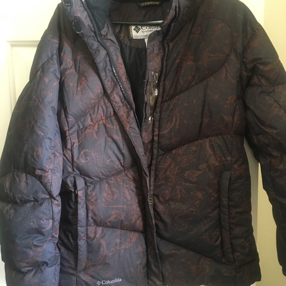 Columbia titanium jacket size medium - Picture 2 of 7
